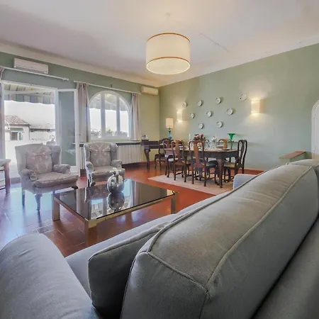 - Panoramic Attic Флоренция