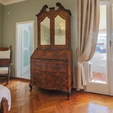 - Panoramic Attic Апартаменты *